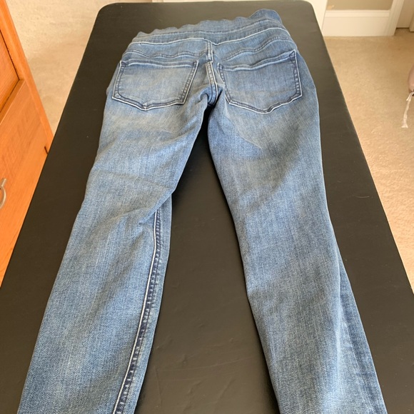 Express Super High Rise Denim Perfect Ankle Jegging - Picture 5 of 6